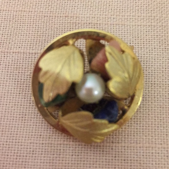 Sarah Coventry Earring and brooch set - Picture 3 of 4